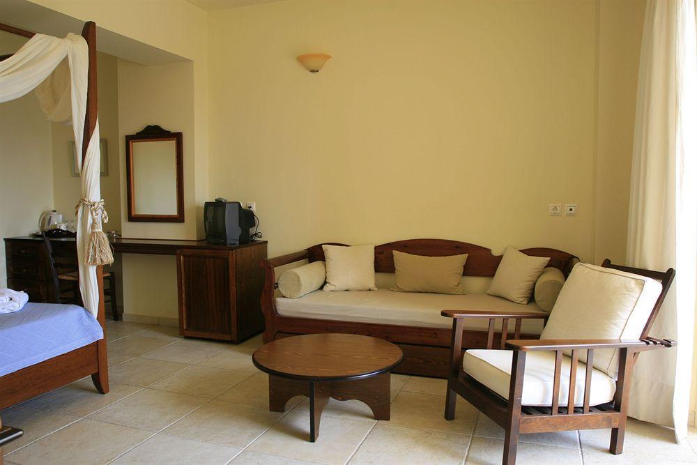 Hotel Almyra