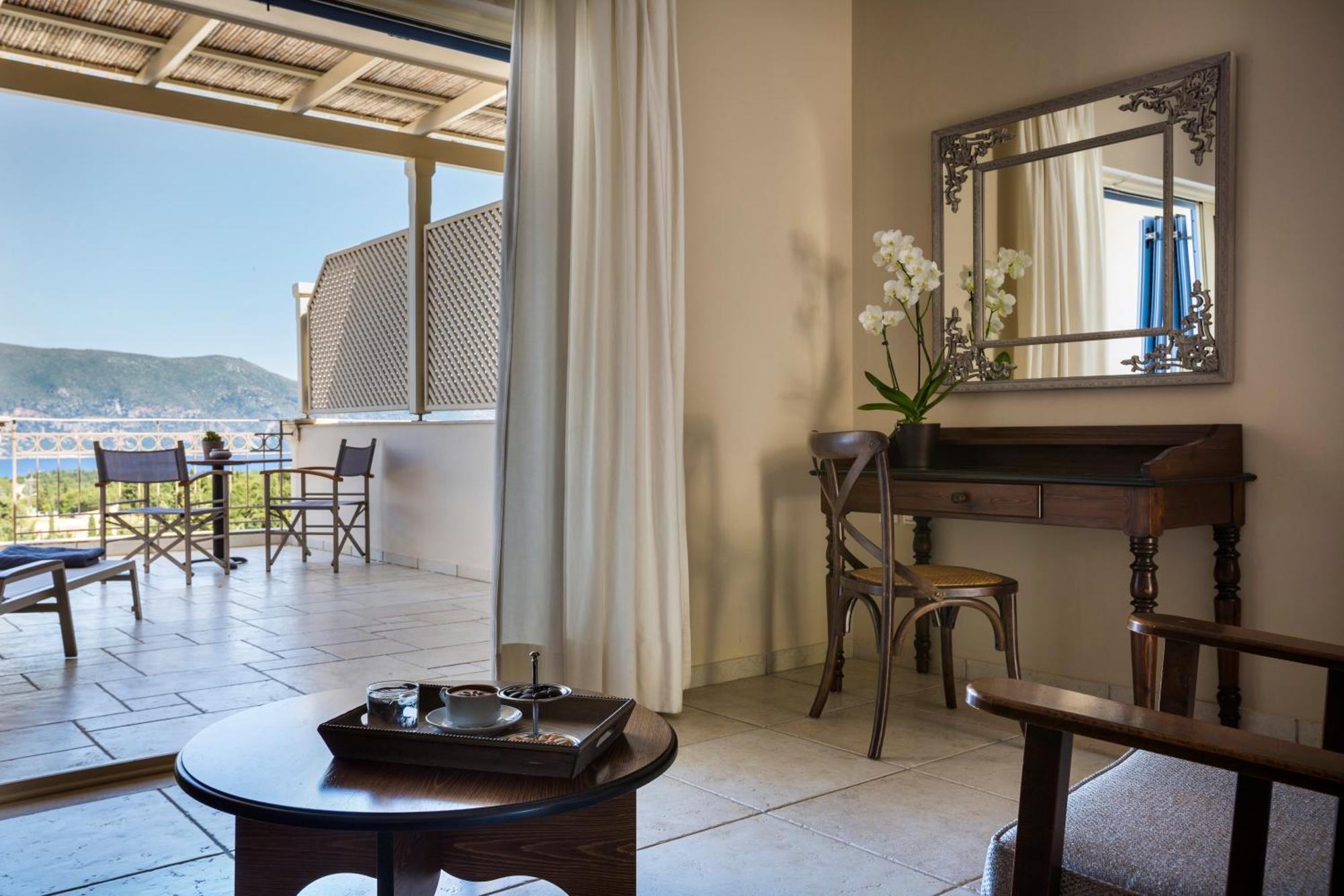 Almyra Hotel 4*
