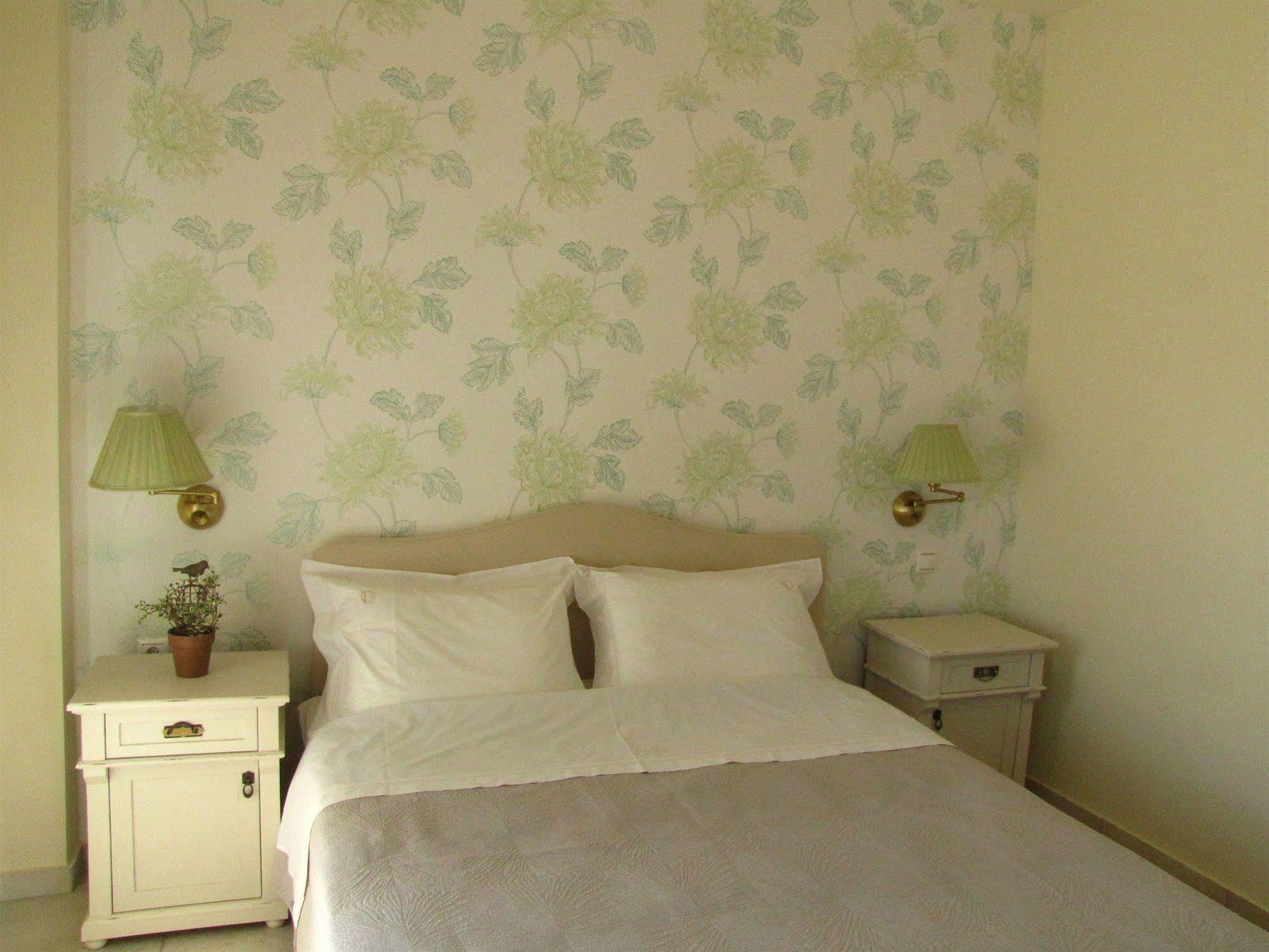 Almyra Hotel 4*